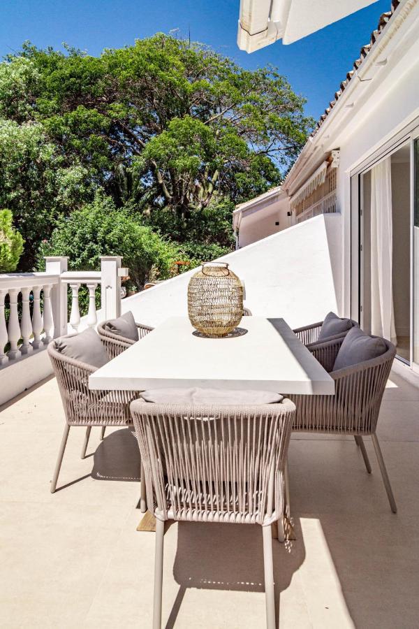 Сasa de vacaciones Fully Renovated Scandinavian Style 2 Bed In The Heart Of Puerto Banus *