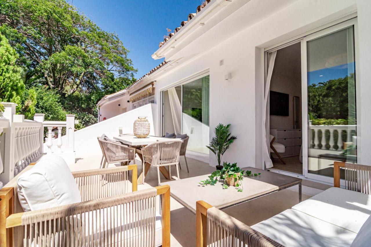 Ferienhaus Fully Renovated Scandinavian Style 2 Bed In The Heart Of Puerto Banus